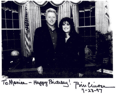 Bill Clinton and Monica Lewinsky in the Oval Office via mikedoe.net